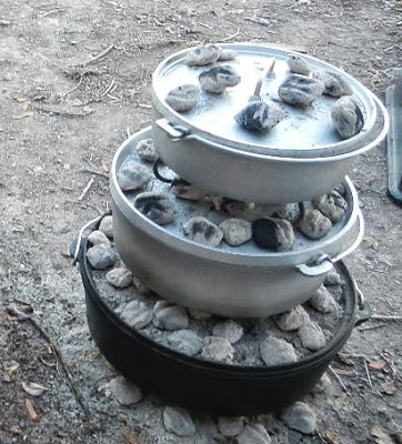 how to bake off grid in a dutch oven