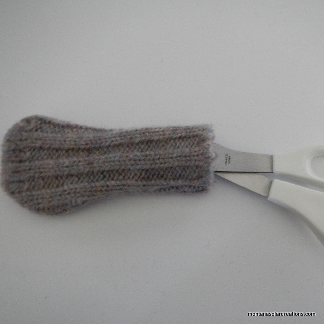 DIY tutorial to make a wool pan handle holder